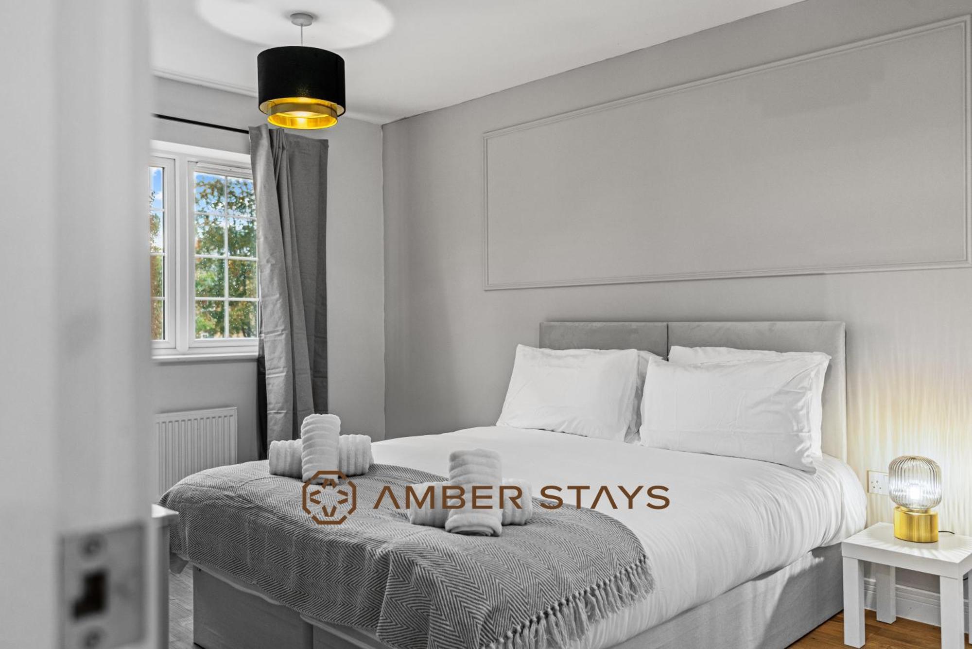 Spacious 5 Bed House In Reading By Amber Stays, Perfect For Business & Contractors, Sleeps 12! Εξωτερικό φωτογραφία