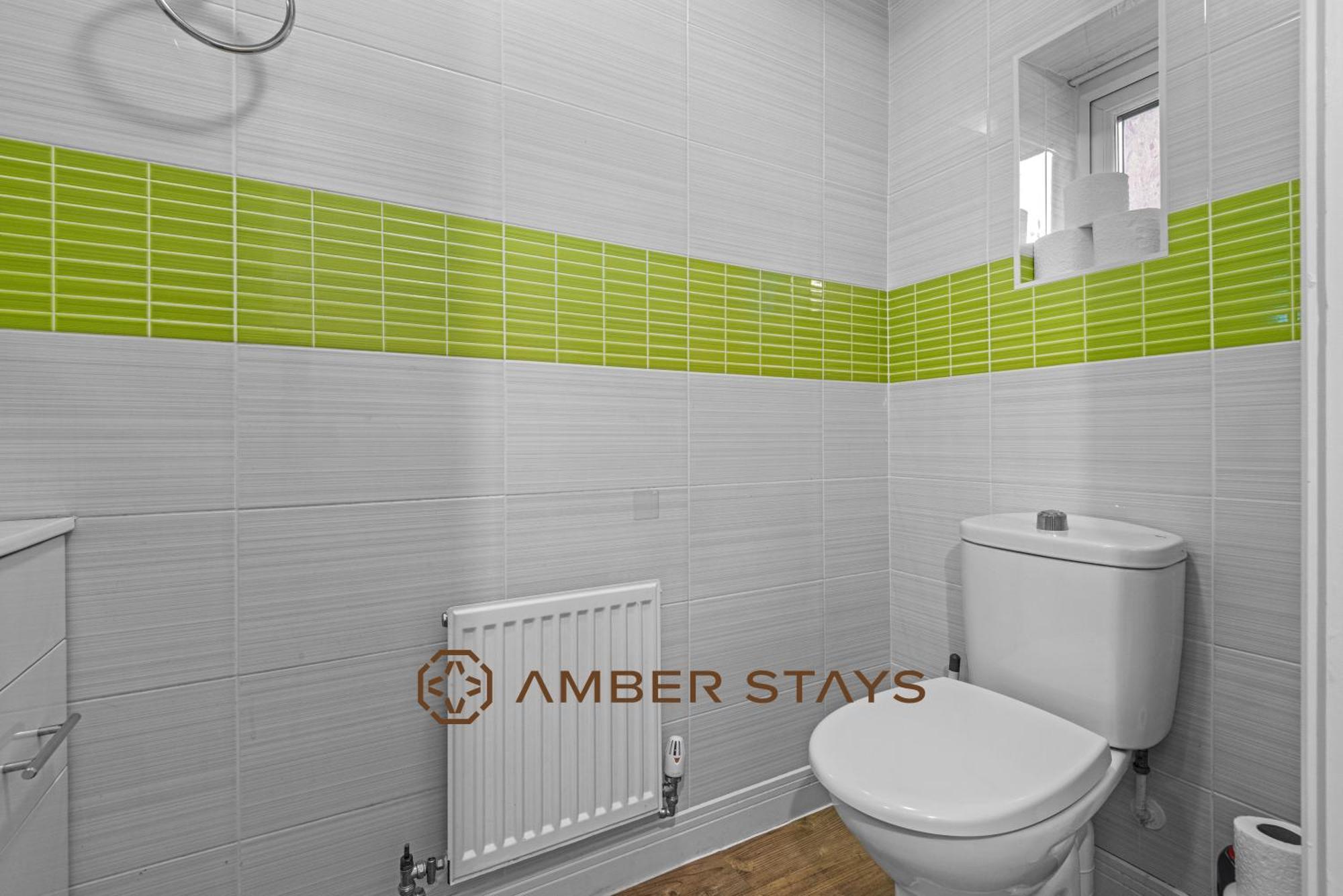 Spacious 5 Bed House In Reading By Amber Stays, Perfect For Business & Contractors, Sleeps 12! Εξωτερικό φωτογραφία