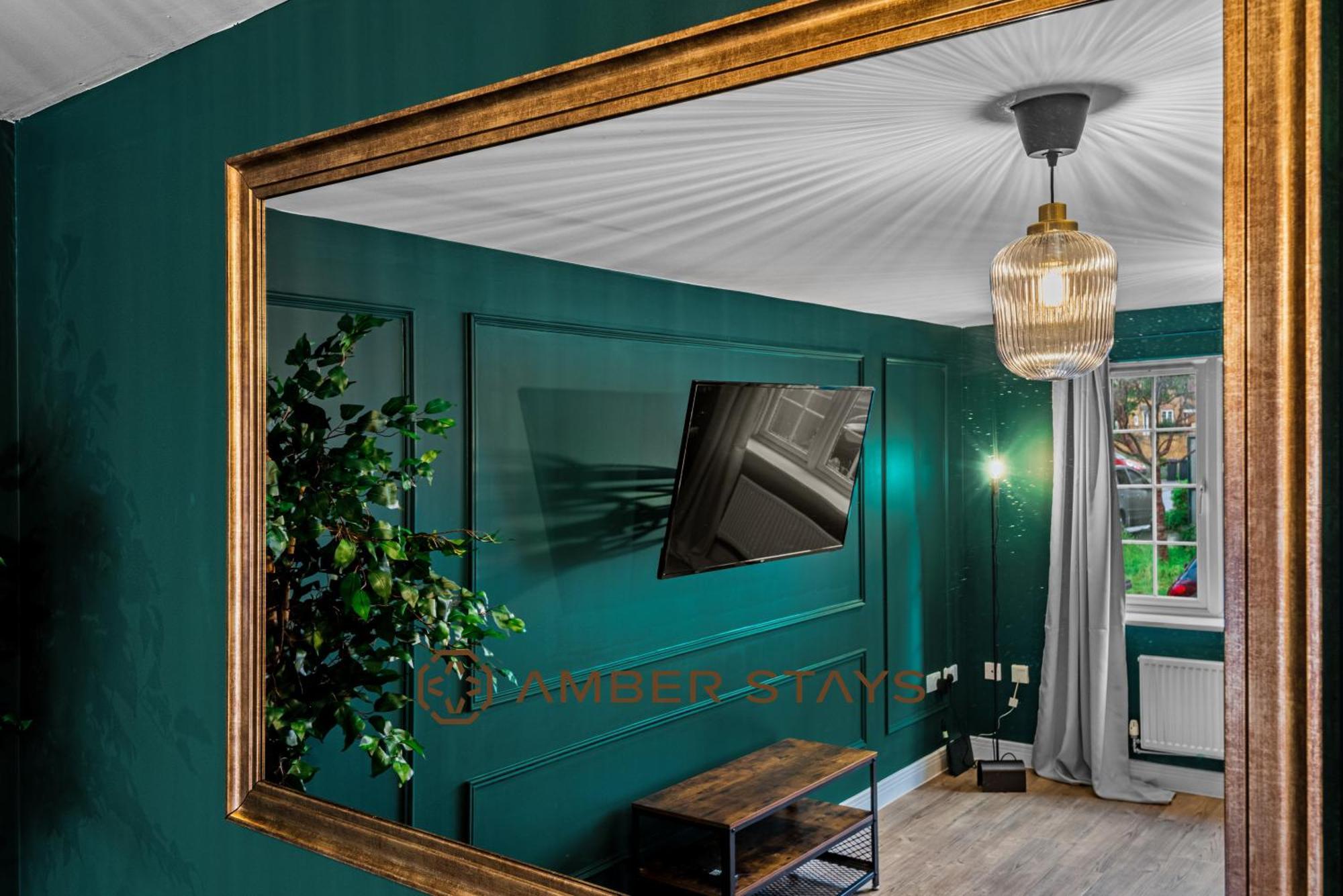 Spacious 5 Bed House In Reading By Amber Stays, Perfect For Business & Contractors, Sleeps 12! Εξωτερικό φωτογραφία