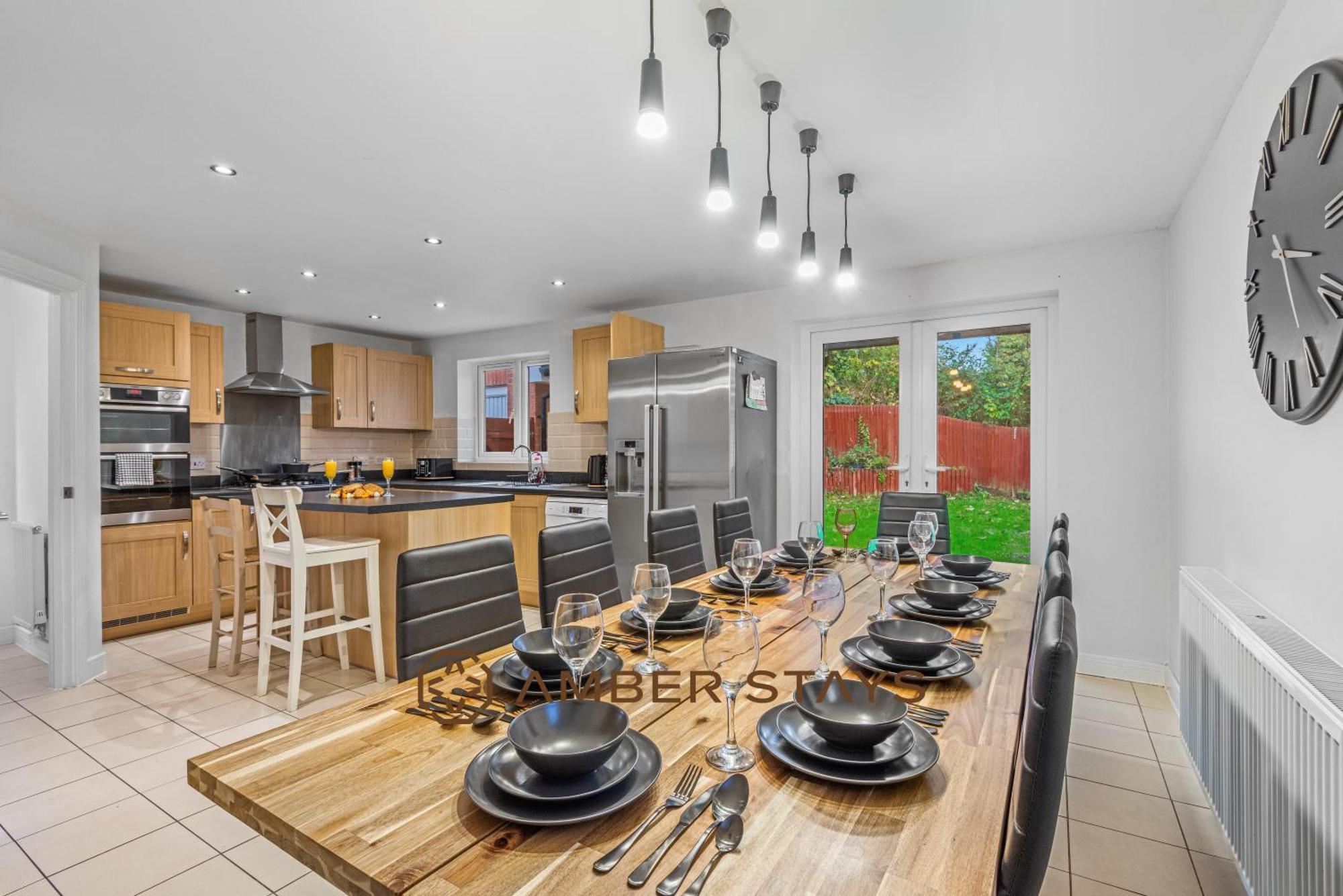 Spacious 5 Bed House In Reading By Amber Stays, Perfect For Business & Contractors, Sleeps 12! Εξωτερικό φωτογραφία